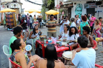 Samba in Vidigal. Photo By Patrick Isensee
